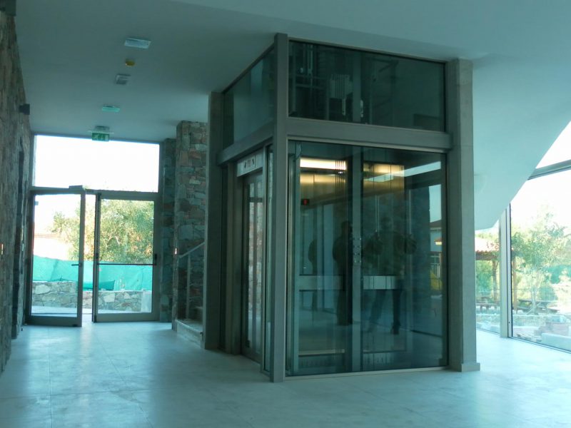 Klirou Community Building